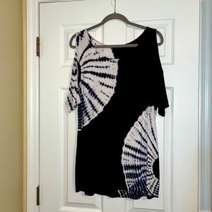 Navy Embellished Cold-Shoulder Top Size XL (NWOT)